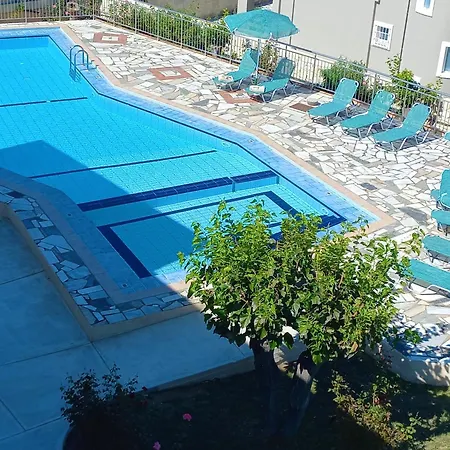 Mespilia Bliss Apartamento *